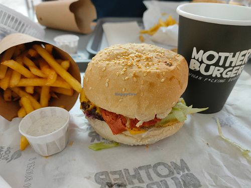 What the Burger at Mother Burger - Saldanha in Lisbon