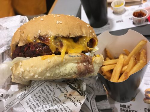 Mother's burger at Mother Burger - Saldanha in Lisbon