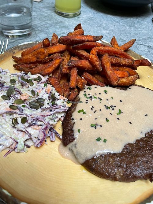 Seitan steak at The Green Affair - Chiado in Lisbon