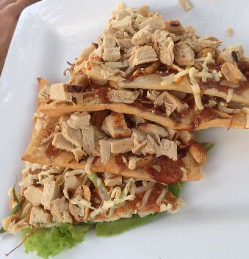 Asian flatbread with peanut sauce at Darbster in West Palm Beach