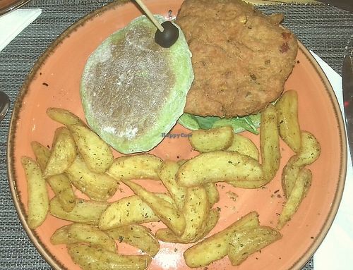 vegan burger  at Taste in Chaves