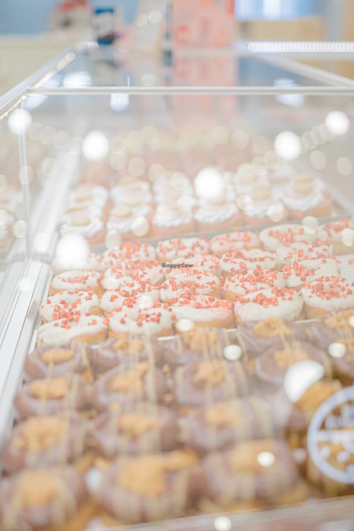 our donuts are daily fresh, vegan and handmade at Brammibal's Donuts - KaDeWe in Berlin