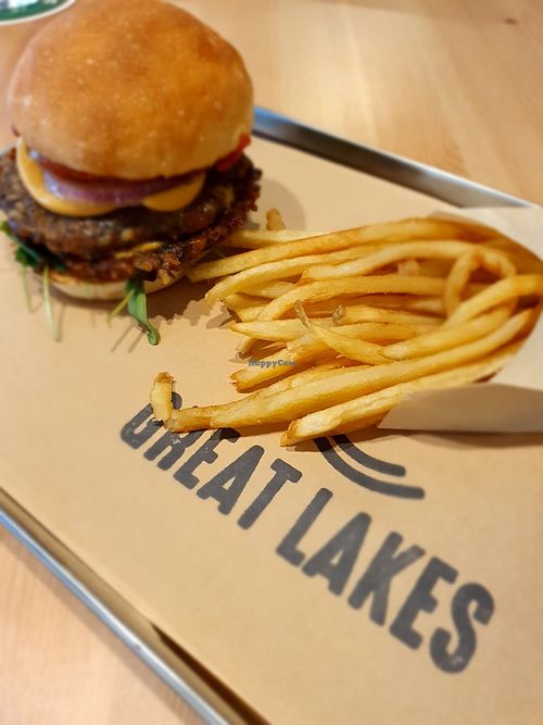 Double superior burger at Great Lakes in Tokyo