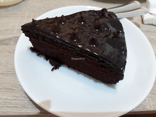 Vegan chocolate cake at Horizon Cafe in Koh Samui