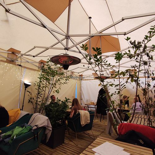  at Palo Verde in Prague