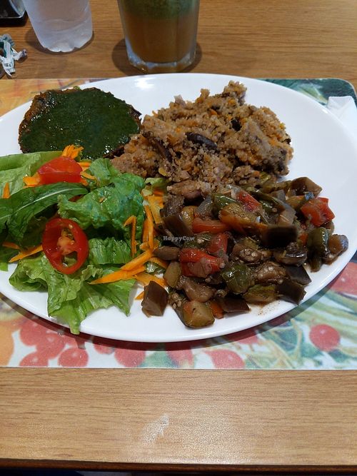 Dish of the day was pumpkin and shitake burger, couscous and shitake, salad and veggies! at Quintal Kinutri in Sao Paulo
