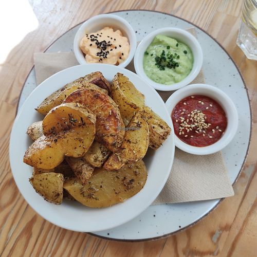 Potato bravas at Fika Brunch Shop in Caldes De Montbui
