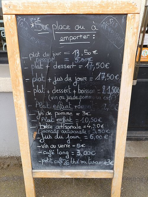  at L'ours Herbivore in Saint-brieuc