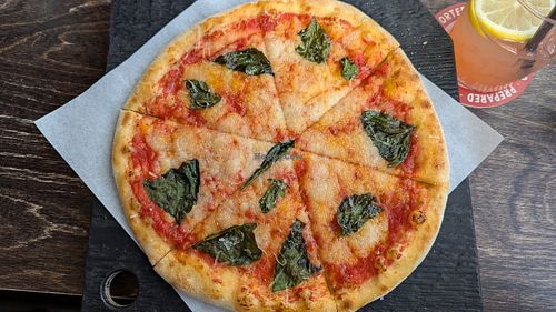 Margherita pizza at Virtuous Pie in Victoria