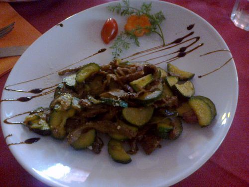 Vegan main dish (zucchini with homemade seitan) at Al Bon Vento in Grado
