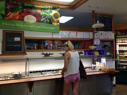 Salad Bar and Juice Bar at Papaya's Natural Foods in Kapaa