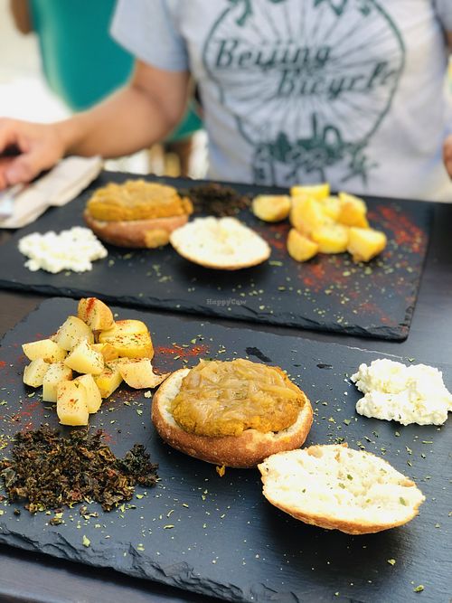 "burguer completa” at La Branca Organica in Premia De Mar