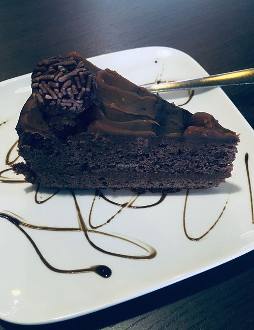 Chocolate cake at Canela y Miel in Quepos