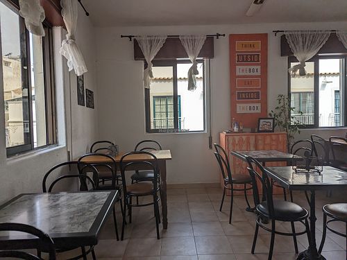 upstairs seating at Vegan Box in Faro