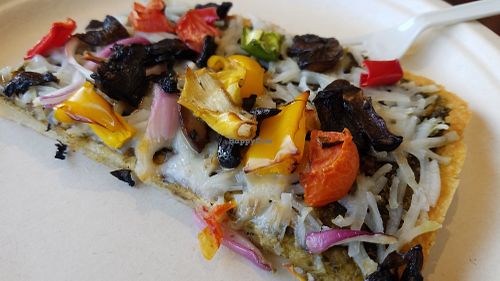 Vegan cheese pizza at Down to Earth - Store and Deli in Kahului