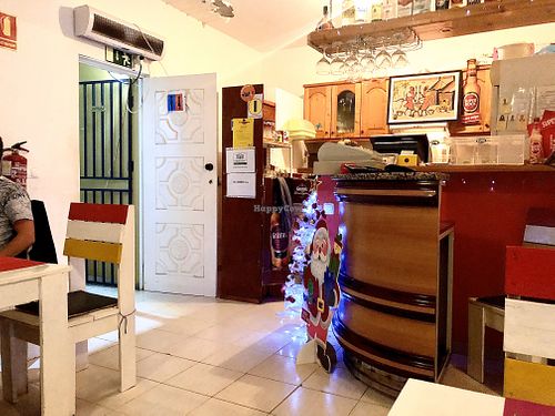 Entrance at Bar Restaurante Dona Anna in Santa Maria