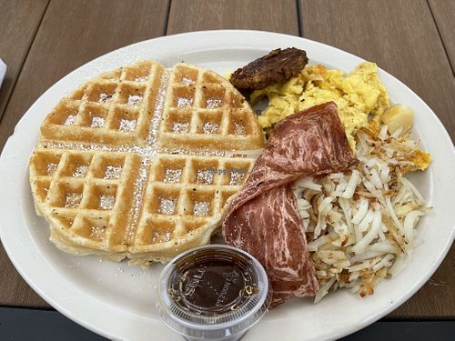 Brunch at Korny Vibes in Houston