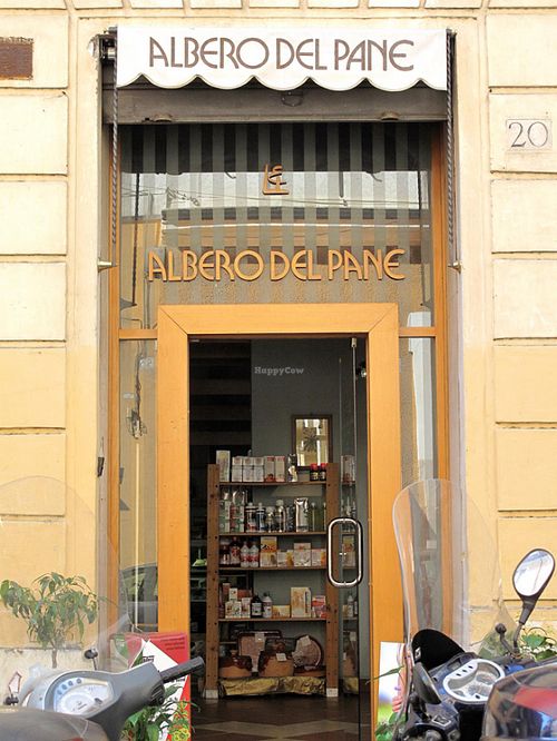 storefront at Albero dal Pane in Rome