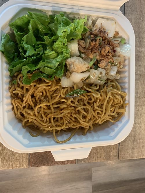 Golden noodles   at Loving Hut in Redlands