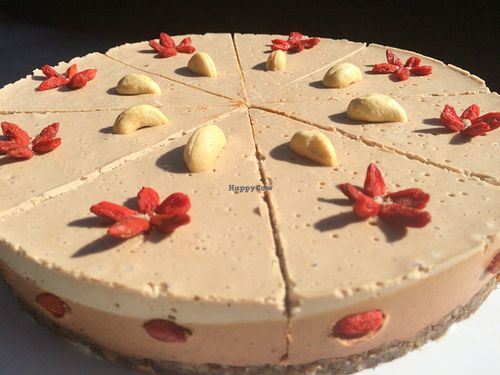 Daily fresh organic raw cake. at Trgovina Rastoča Jablana in Ljubljana