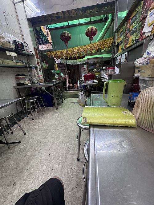 Seating   at Jay Oh Vegetarian in Bangkok