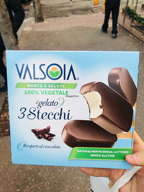 Vegan magnum  at Baronesha in Tirana