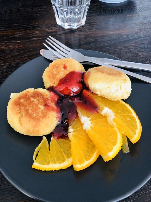 Сырники из тофу, очень вкусно)) at Postbar in Minsk