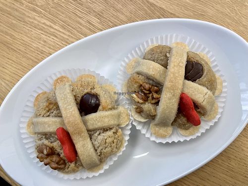 more 'lärchen' at Brotgefuehle in Leipzig