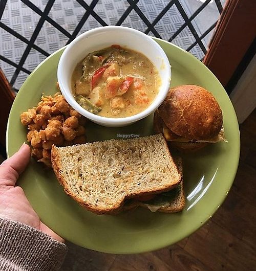 Pick 3 at Lifestyle Cafe in Columbus