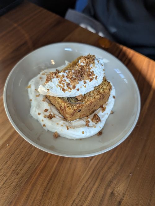 Karottenkuchen at Leuchtendroter in Frankfurt