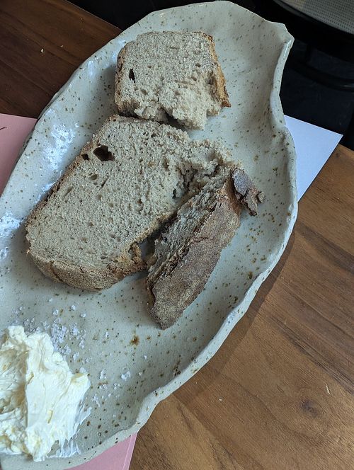 Brot at Leuchtendroter in Frankfurt