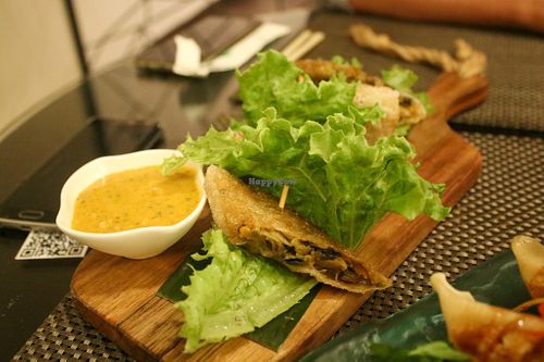 vegan spring rolls at TUI Blue in Santa Maria