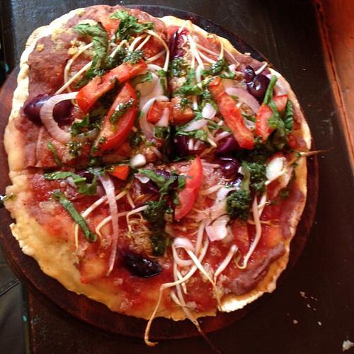 vegan pizza at Prasada in Cusco