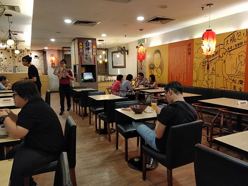 Restaurant interior at Master Hsu 徐師傅 in Johor Bahru