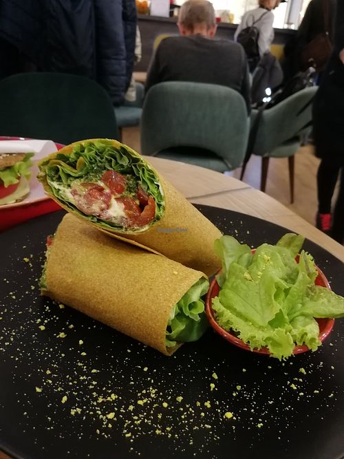 Burrito with pesto at Dobraw in Moscow