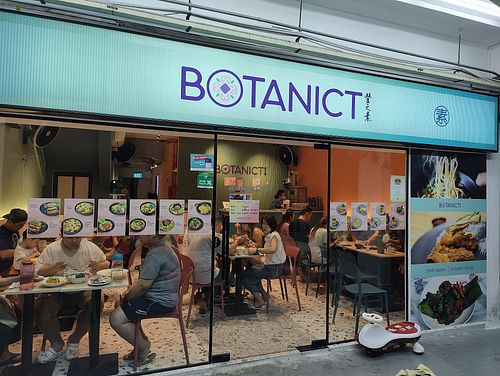  at Botanict 豐之素 in West Singapore