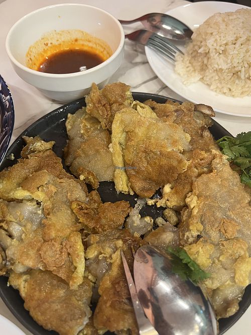 Orh luak -9/10 super crispy love it  at Botanict 豐之素 in West Singapore