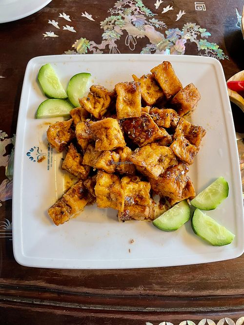 Stir fried tofu with lemongrass at Nhà Hàng Chay Tâm Châu in Da Nang
