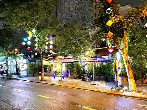 Look for the lanterns    at Nhà Hàng Chay Tâm Châu in Da Nang