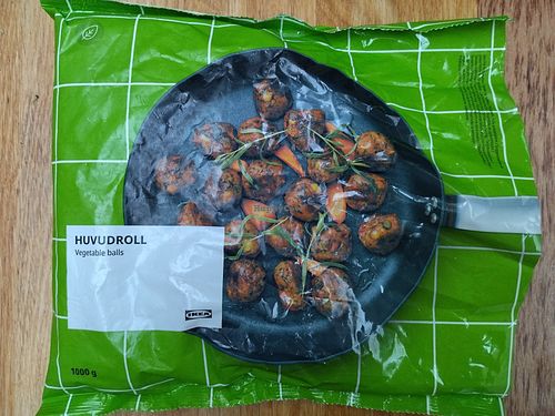 Veggie balletjes, die vegan zijn, voor thuis. at IKEA in Ghent