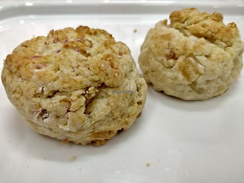 Ginger flower and pina colada vegan Scones at Cheryl Scones in Central Singapore