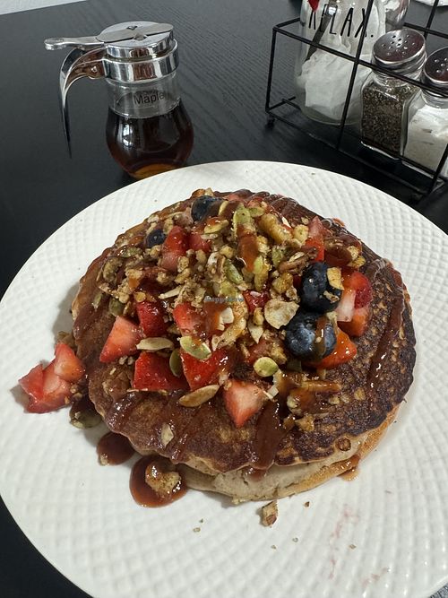 Panqueques con guayaba  #Veganuary at Antojitos Veganos in Bayamon