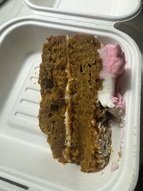 Pumpkin cake - Delicioso  #Veganuary at Antojitos Veganos in Bayamon