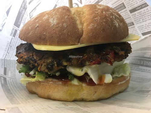 Spicy 🌶 burger, great taste at Moko Veggie Café - Alvalade in Lisbon