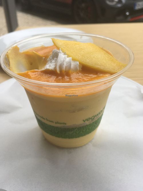Mango mousse at Moko Veggie Café - Alvalade in Lisbon