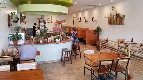 Very welcoming at V.L.C Vegan Eatery in Orlando