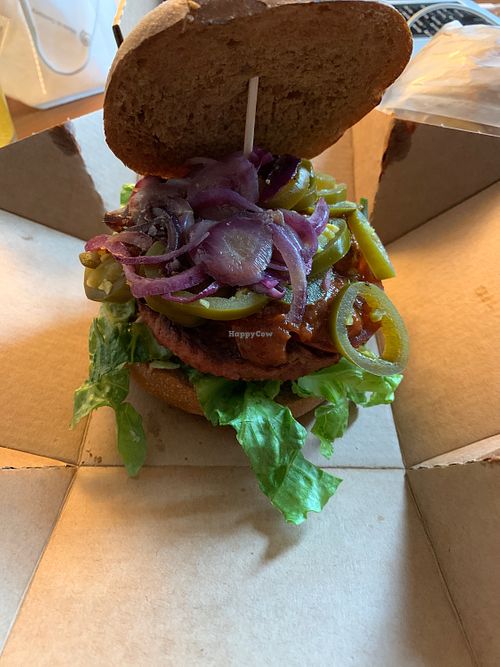 Bruno’s Burger with Planty burger at Freddy Schilling in Cologne