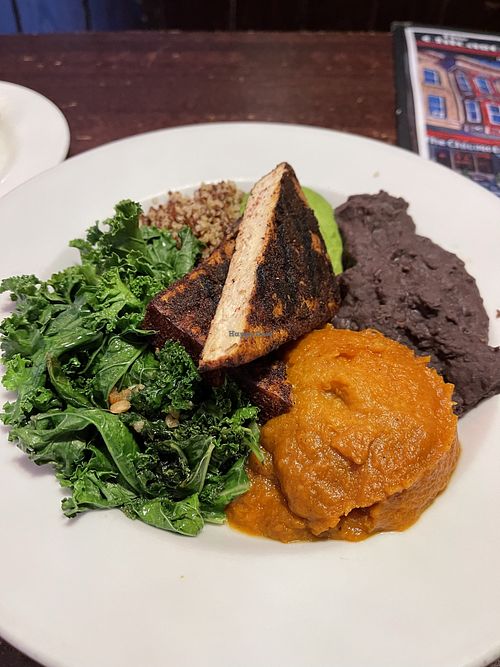 Image of The Chicago Diner - Lakeview