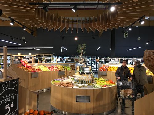 Fruits & Vegetables  at Les Comptoirs de la Bio in Praz-sur-arly