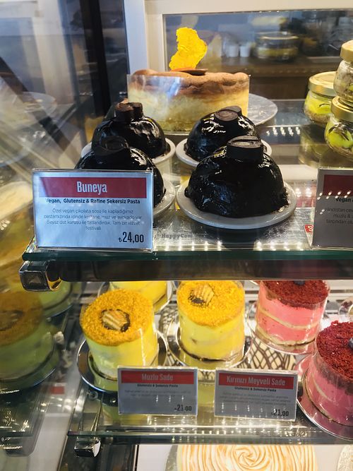 Vegan cake  at AnalytiChef in Izmir